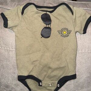 Baby Top Gun/Aviation Onesie 6-9 Months Daddy’s Wingman